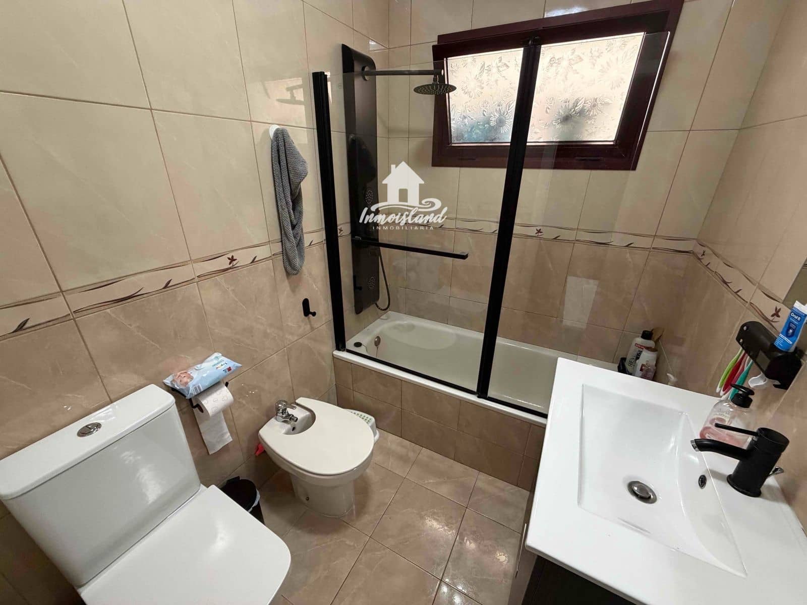 2 soveværelse Lejlighed til salg i San Isidro de Abona med garage - € 195.000 (Ref: 9708194)