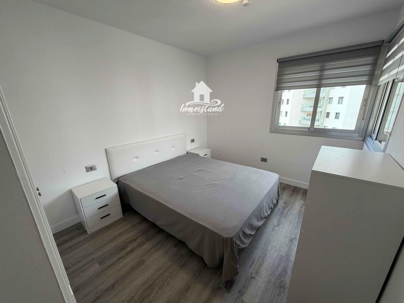 2 bedroom Flat for rent in Playa Paraiso with pool garage - € 2,000 (Ref: 9713901)