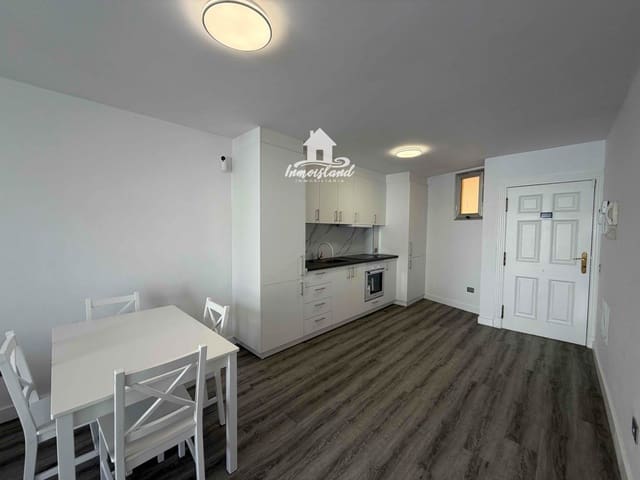 2 Zimmer Wohnung zu vermieten in Playa Paraiso, Adeje mit Pool Garage - 2.000 € (Ref: 9713901)