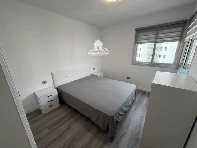 2 Zimmer Wohnung zu vermieten in Playa Paraiso, Adeje mit Pool Garage - 2.000 € (Ref: 9713901)