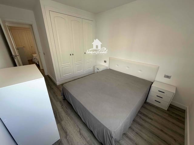 2 Zimmer Wohnung zu vermieten in Playa Paraiso, Adeje mit Pool Garage - 2.000 € (Ref: 9713901)