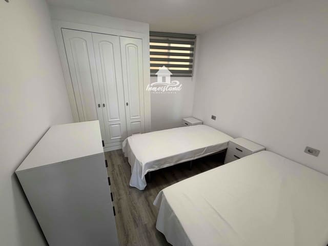 2 Zimmer Wohnung zu vermieten in Playa Paraiso, Adeje mit Pool Garage - 2.000 € (Ref: 9713901)