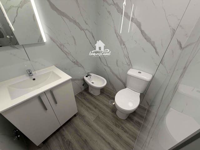 2 Zimmer Wohnung zu vermieten in Playa Paraiso, Adeje mit Pool Garage - 2.000 € (Ref: 9713901)