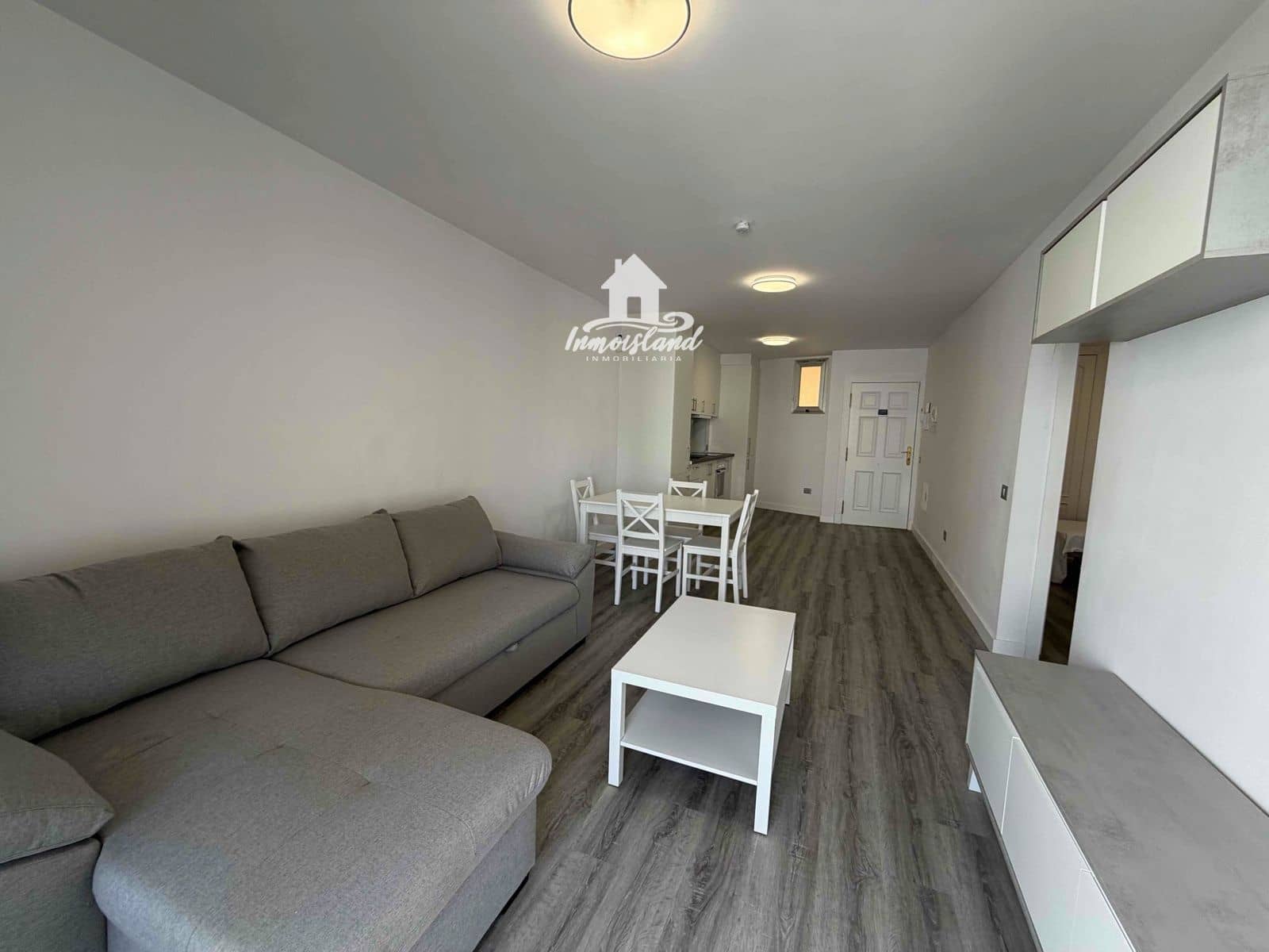 2 bedroom Flat for rent in Playa Paraiso with pool garage - € 2,000 (Ref: 9713901)