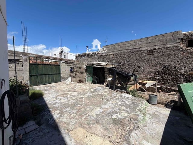 6 soverom Villa til salgs i Guía de Isora med garasje - € 300 000 (Ref: 9779102)