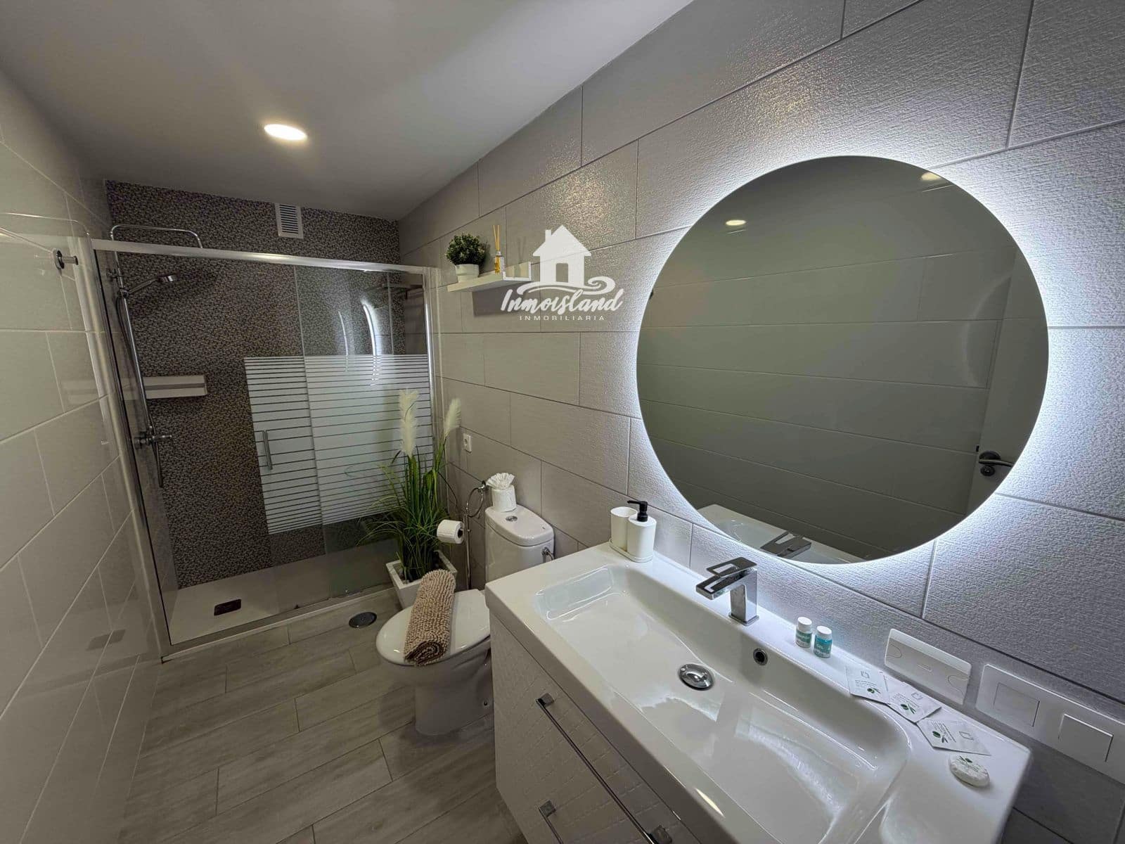 2 sypialnia Mieszkanie do wynajęcia w Playa San Juan - 1 300 € (Ref: 9793513)