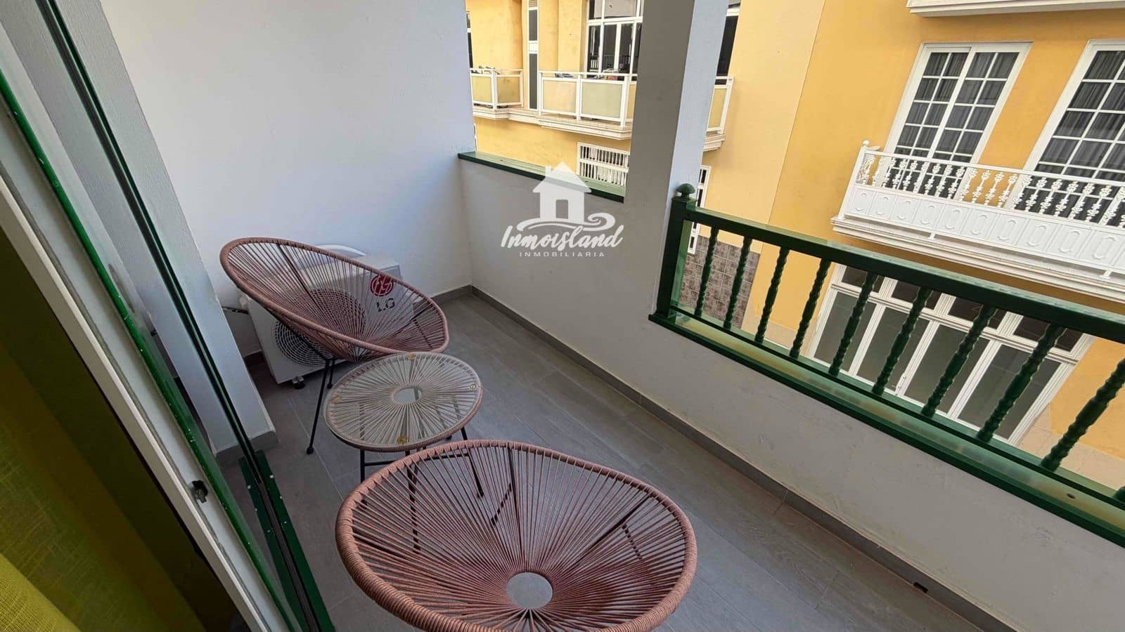 2 sypialnia Mieszkanie do wynajęcia w Playa San Juan - 1 300 € (Ref: 9793513)