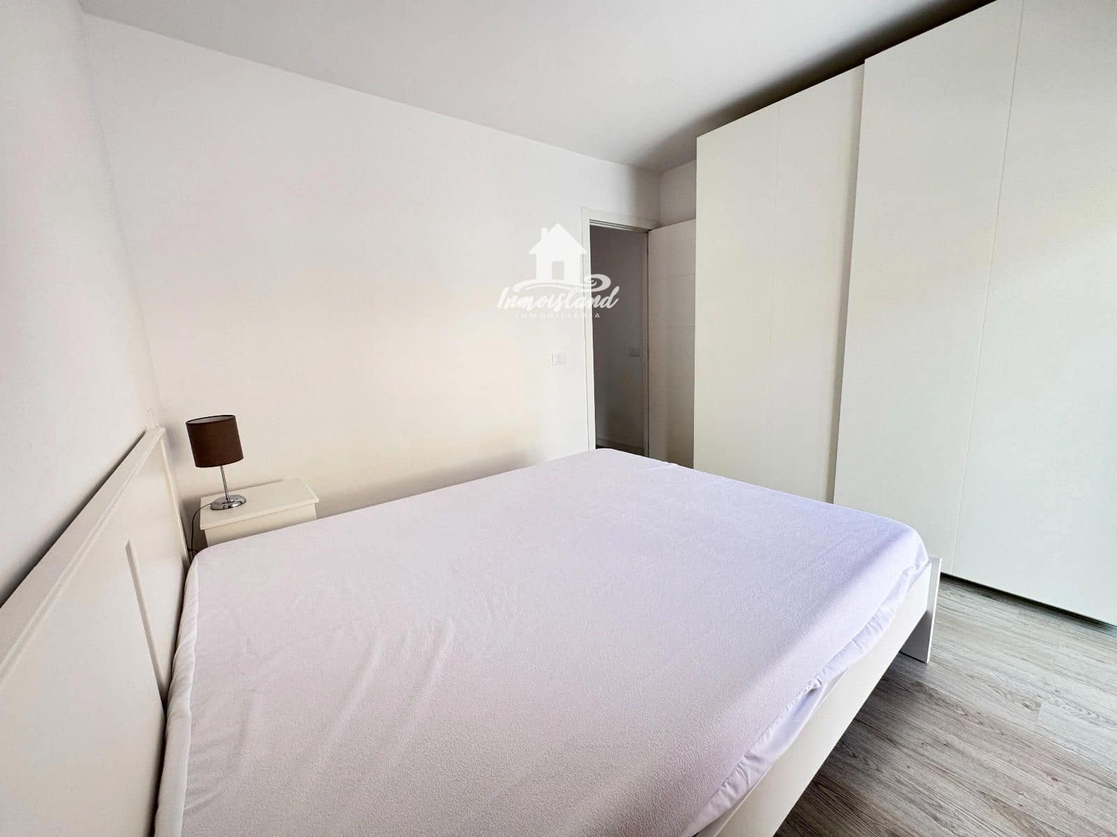 2 soverom Leilighet til leie i Adeje med garasje - € 1 500 (Ref: 9802975)