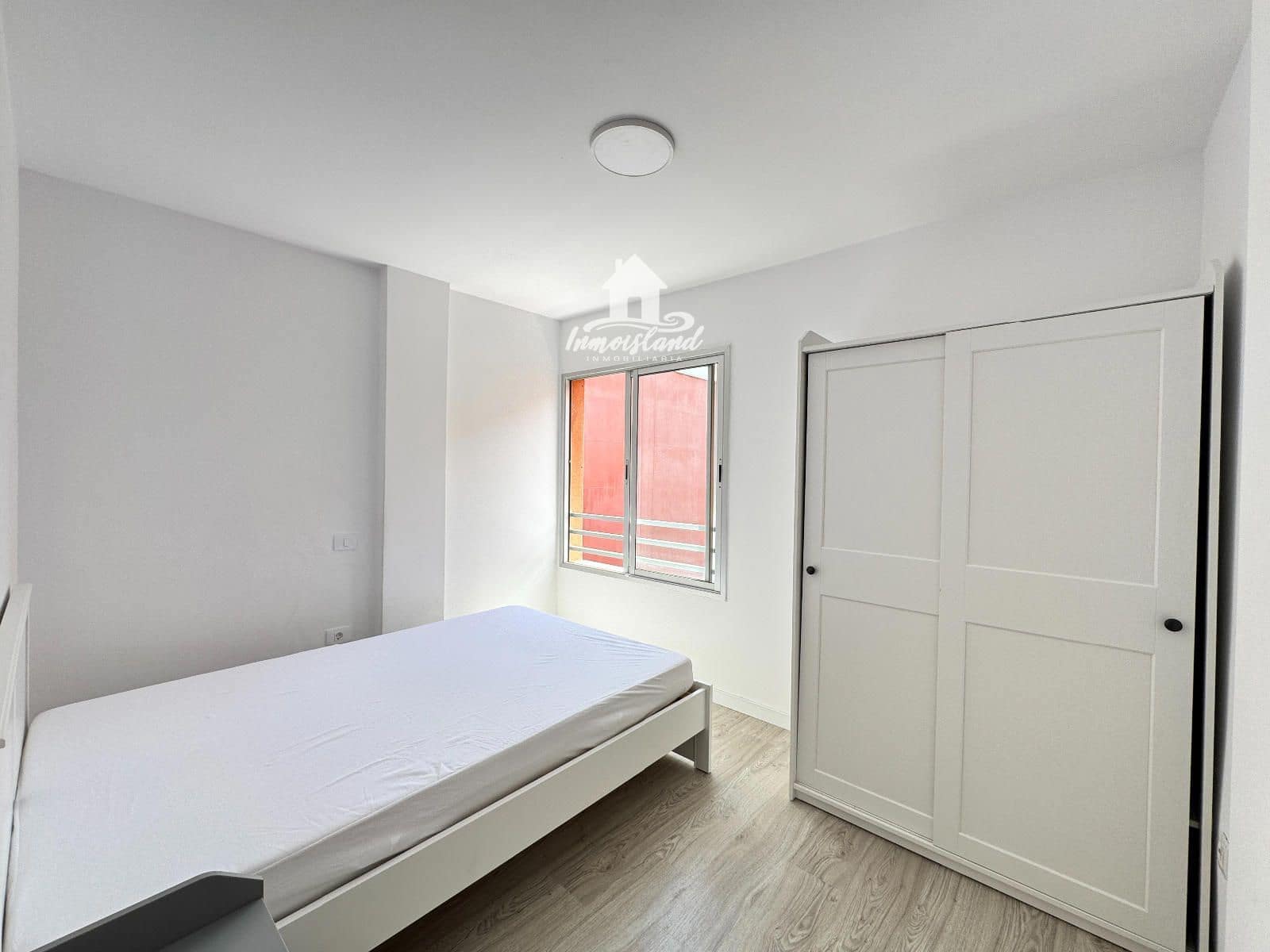 2 soverom Leilighet til leie i Adeje med garasje - € 1 500 (Ref: 9802975)