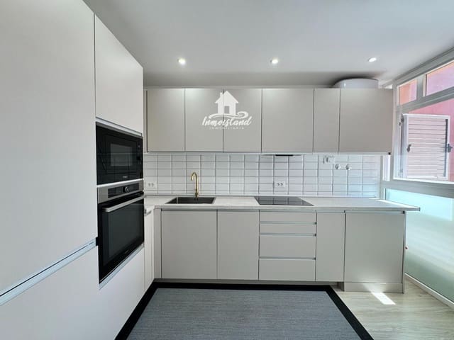 2 soverom Leilighet til leie i Adeje med garasje - € 1 500 (Ref: 9802975)