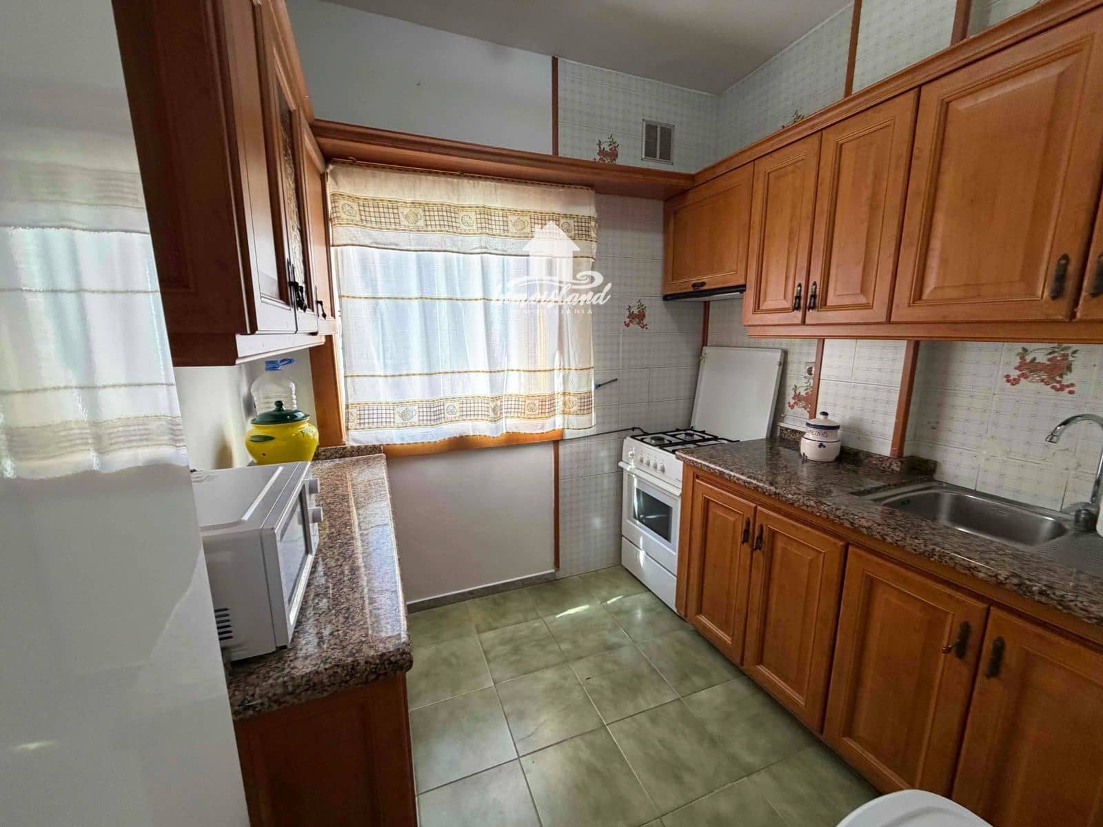 Piso de 2 habitaciones en El Fraile en alquiler - 950 € (Ref: 9816292)