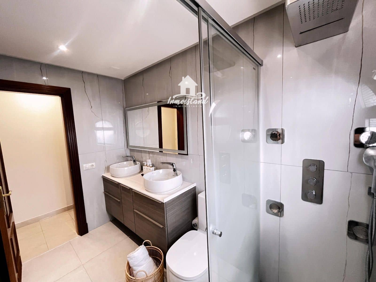 3 sovrum Lägenhet att hyra i Playa Paraiso med pool - 2 600 € (Ref: 9832776)