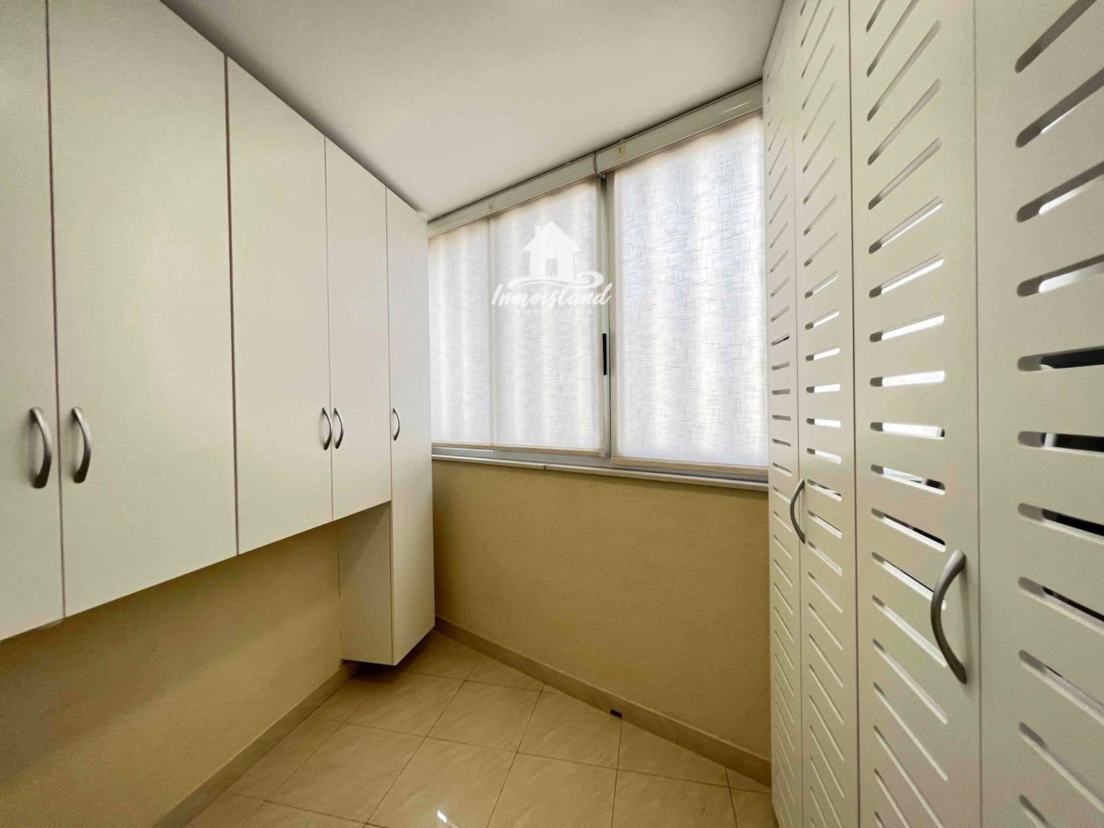 3 sovrum Lägenhet att hyra i Playa Paraiso med pool - 2 600 € (Ref: 9832776)