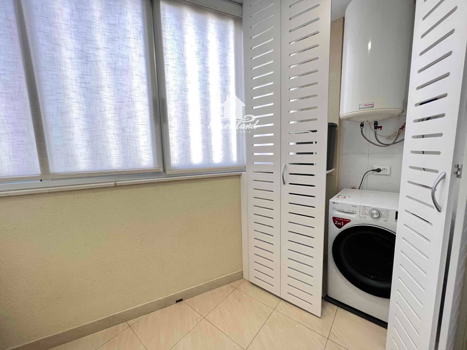 3 sovrum Lägenhet att hyra i Playa Paraiso med pool - 2 600 € (Ref: 9832776)