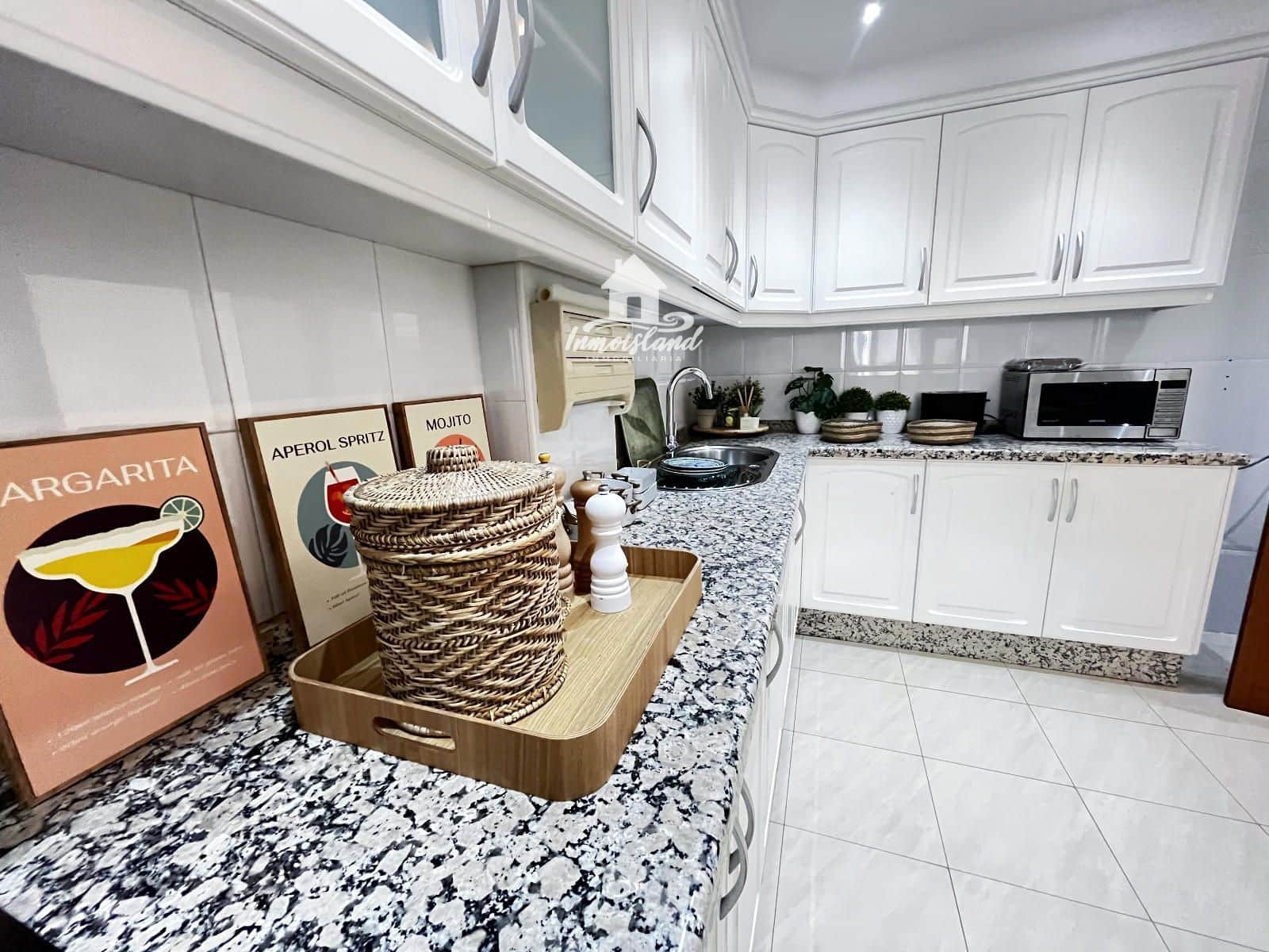 3 sovrum Lägenhet att hyra i Playa Paraiso med pool - 2 600 € (Ref: 9832776)