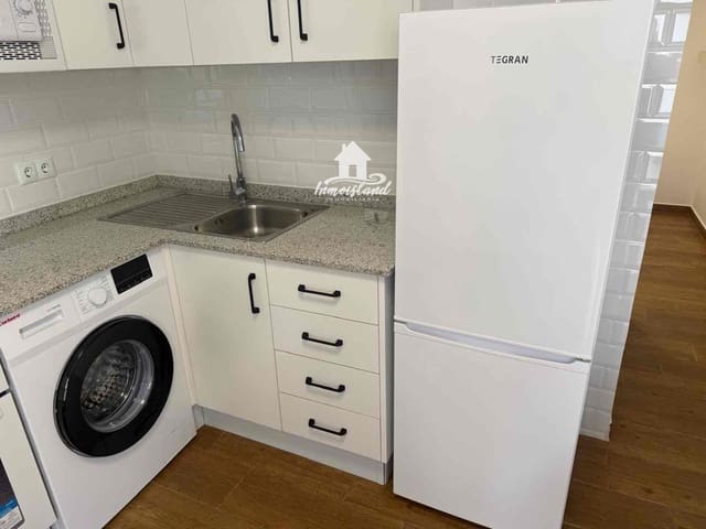 1 bedroom Flat for rent in Las Zocas, San Miguel de Abona - € 850 (Ref: 9841606)