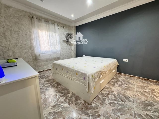 Piso de 4 habitaciones en Buzanada, Arona en alquiler con garaje - 1.300 € (Ref: 9944734)
