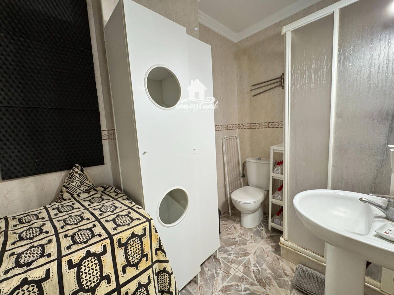Piso de 4 habitaciones en Buzanada en alquiler con garaje - 1.300 € (Ref: 9944734)