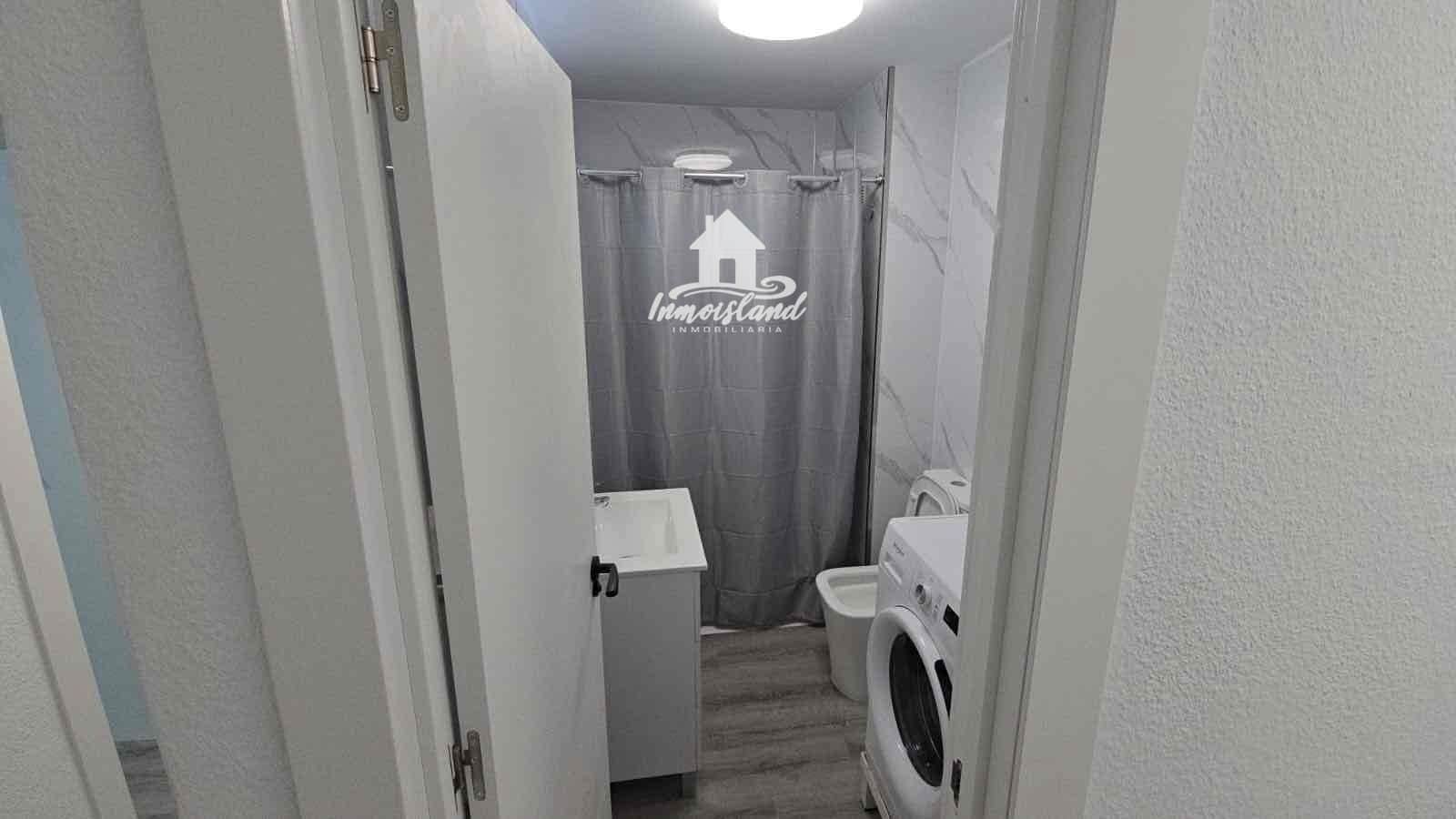 3 soveværelse Lejlighed til leje i San Cristobal de La Laguna - € 1.500 (Ref: 9950636)