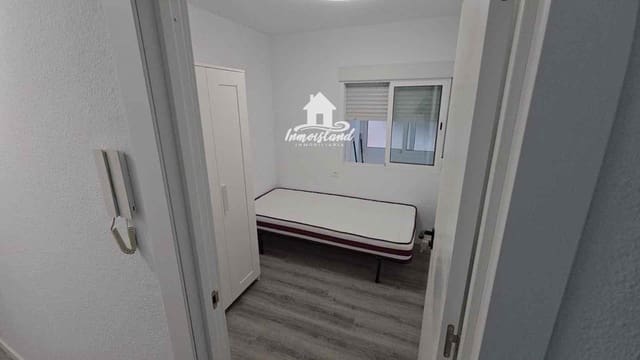 3 soveværelse Lejlighed til leje i San Cristóbal de La Laguna - € 1.500 (Ref: 9950636)