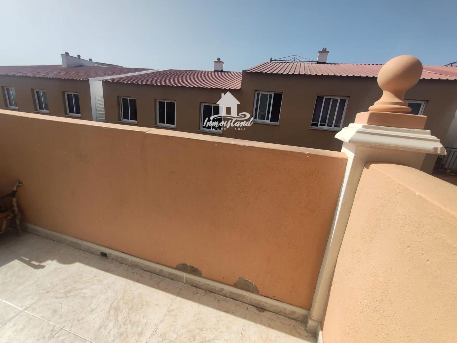 3 slaapkamer Flat te huur in Guargacho met garage - € 1.150 (Ref: 9973846)
