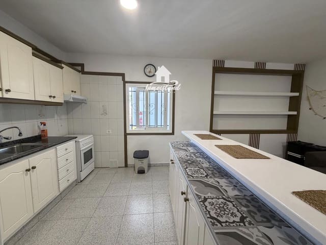 2 soveværelse Lejlighed til leje i Casco Urbano, Adeje - € 1.600 (Ref: 9985916)