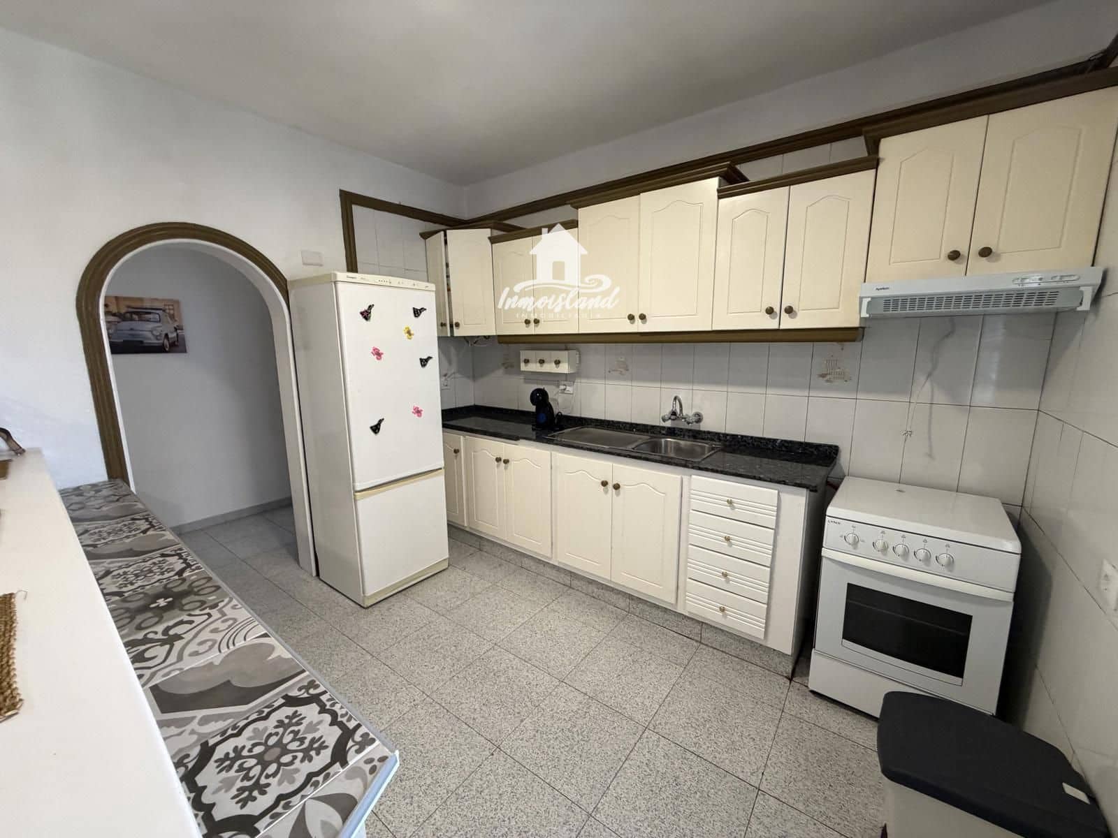 2 soveværelse Lejlighed til leje i Adeje - € 1.600 (Ref: 9985916)