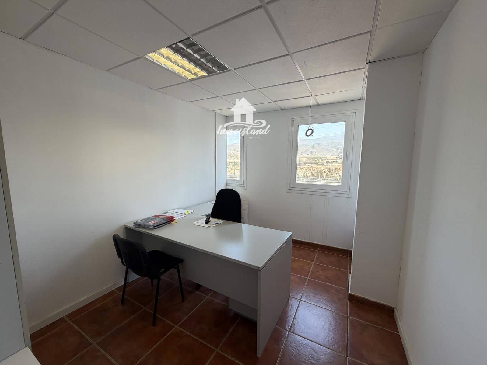 Büro zu vermieten in Las Chafiras (San Miguel) - 1.500 € (Ref: 9997905)