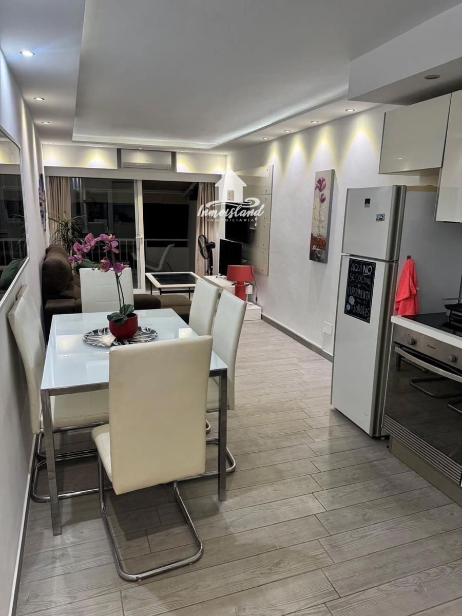 2 bedroom Flat for rent in Costa Adeje with pool garage - € 1,850 (Ref: 9997906)