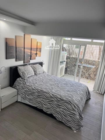 2 slaapkamer Flat te huur in Playa de las Américas, Adeje - € 1.850 (Ref: 9997906)