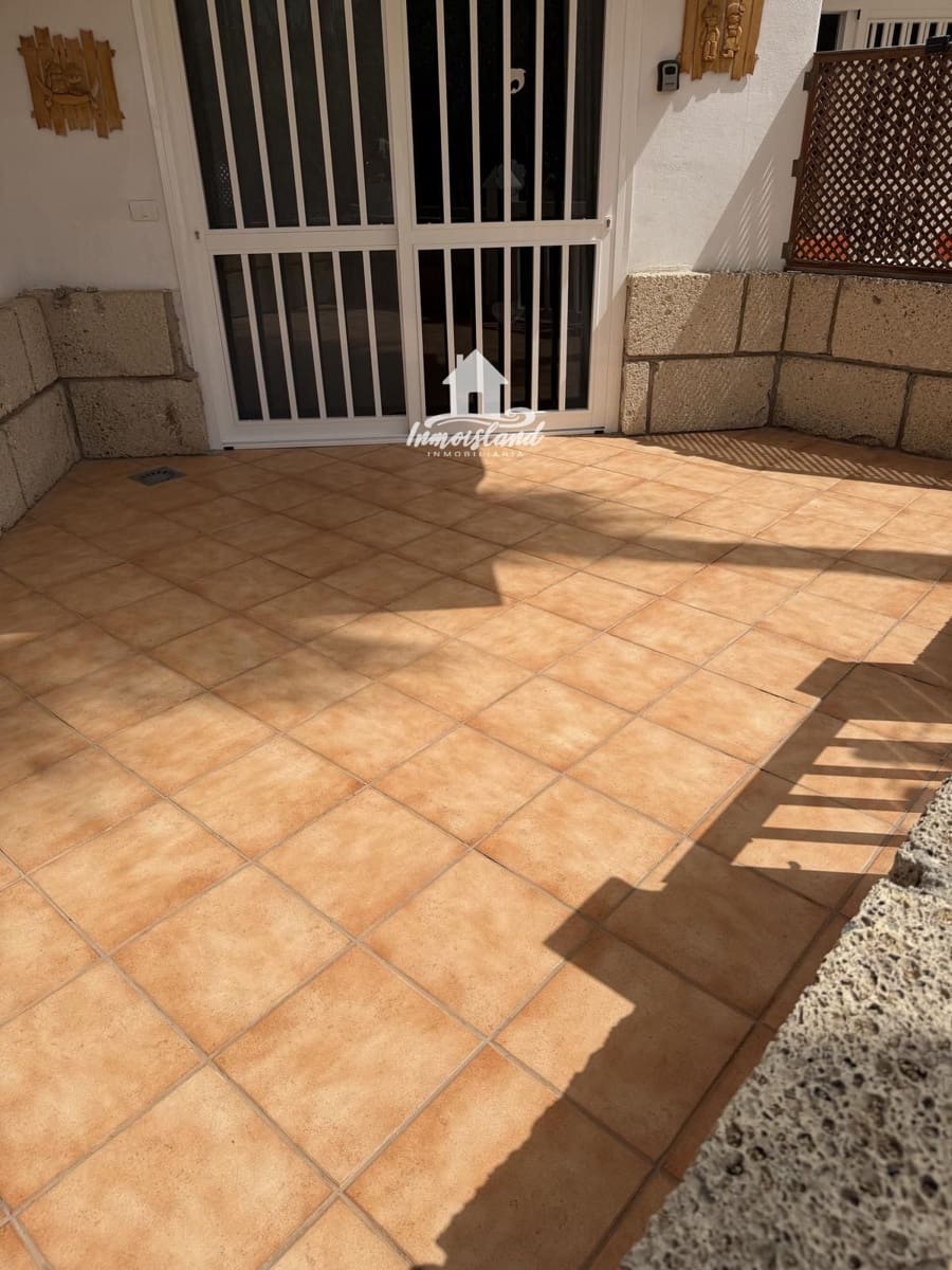 1 slaapkamer Flat te huur in Costa Adeje met zwembad - € 1.100 (Ref: 9997907)