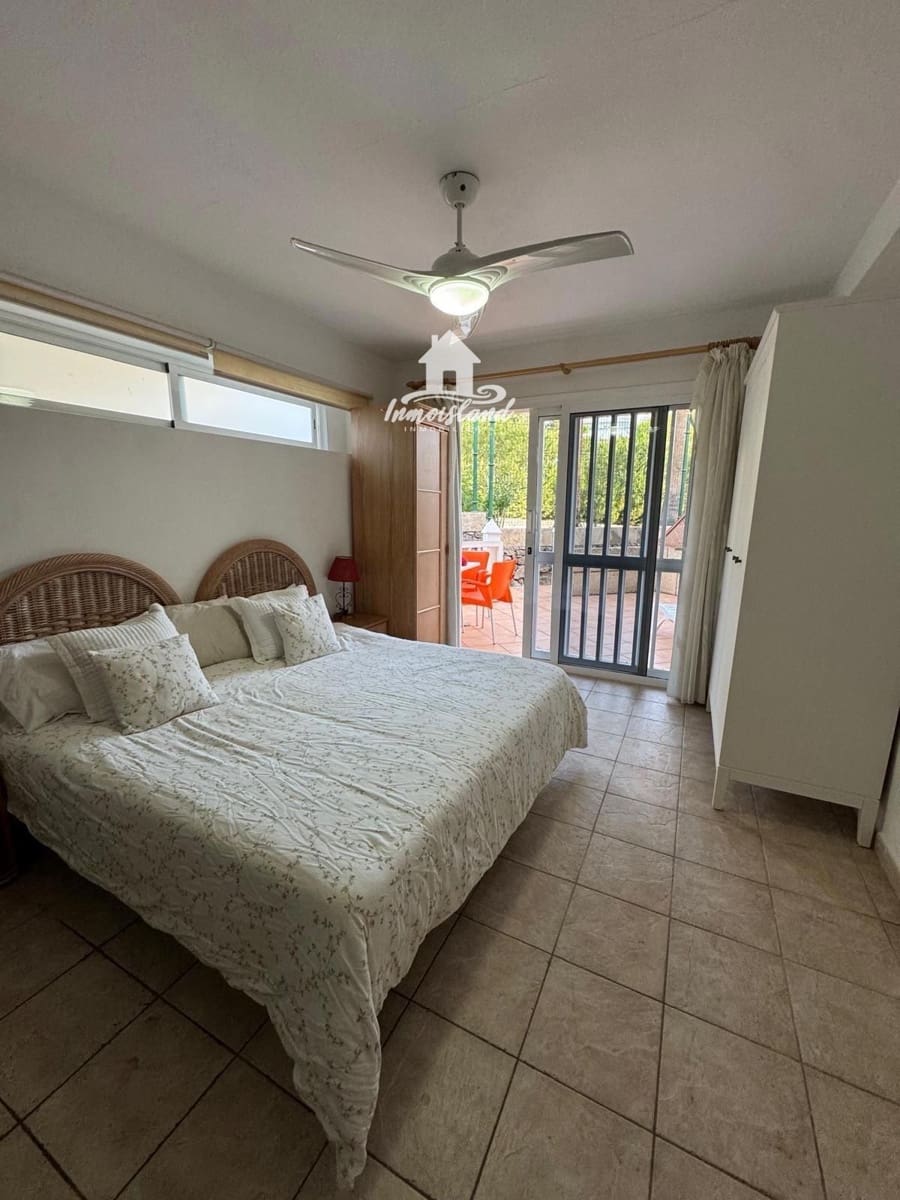 1 slaapkamer Flat te huur in Costa Adeje met zwembad - € 1.100 (Ref: 9997907)