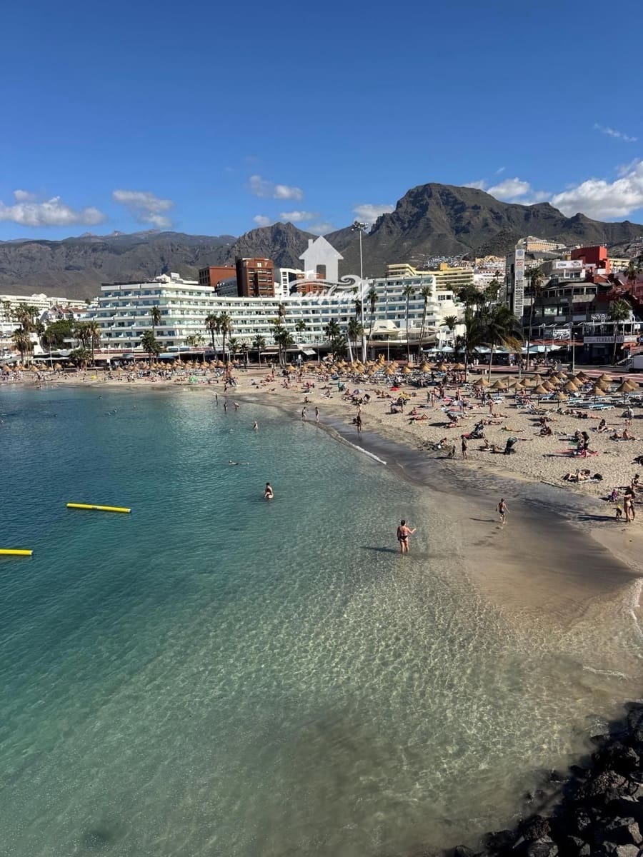 1 slaapkamer Flat te huur in Costa Adeje met zwembad - € 1.100 (Ref: 9997907)