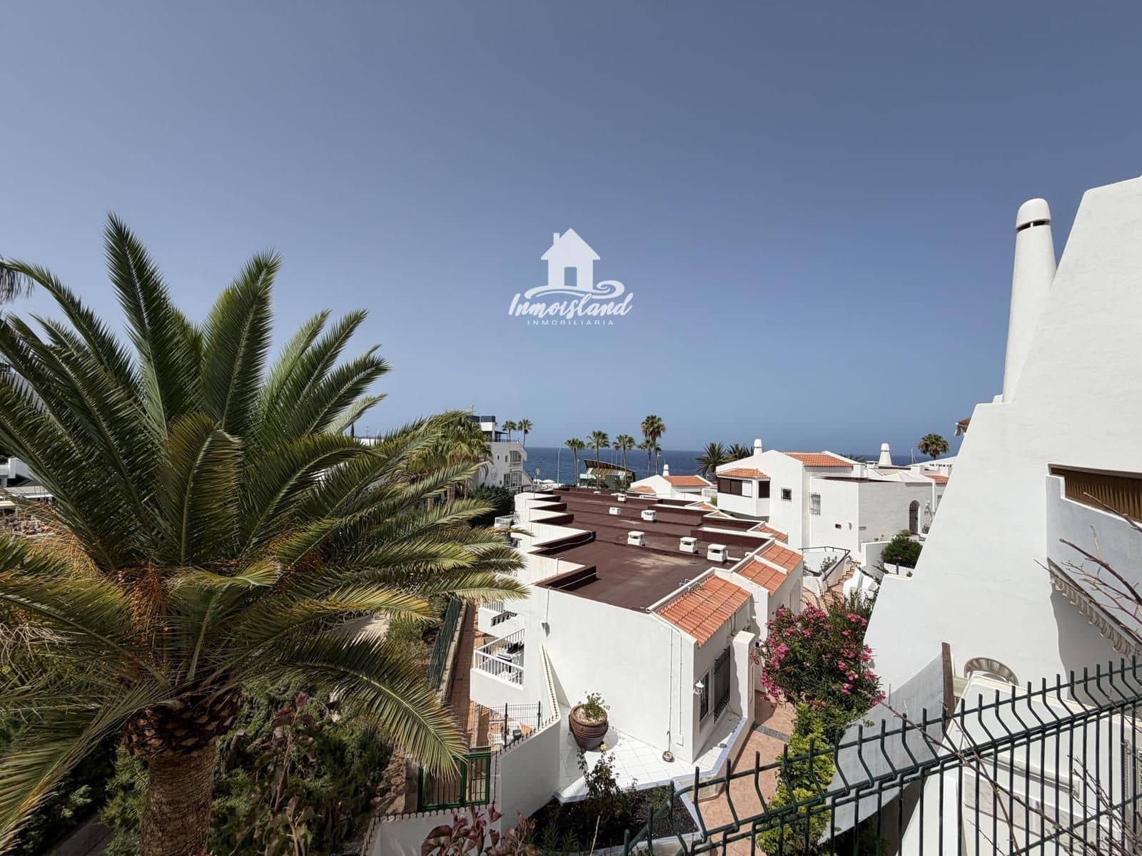 1 slaapkamer Flat te huur in Costa Adeje met zwembad - € 1.100 (Ref: 9997907)