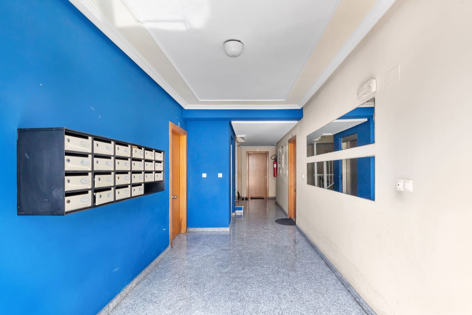 1 slaapkamer Appartement te koop in Punta Prima met zwembad garage - € 145.000 (Ref: 10145007)