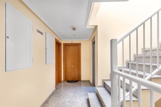 1 chambre Appartement à vendre à Punta Prima, Torrevieja avec piscine garage - 145 000 € (Ref: 10145007)