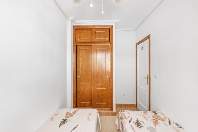 2 sovrum Lägenhet till salu i Playa Flamenca, Orihuela med pool - 142 000 € (Ref: 10145129)