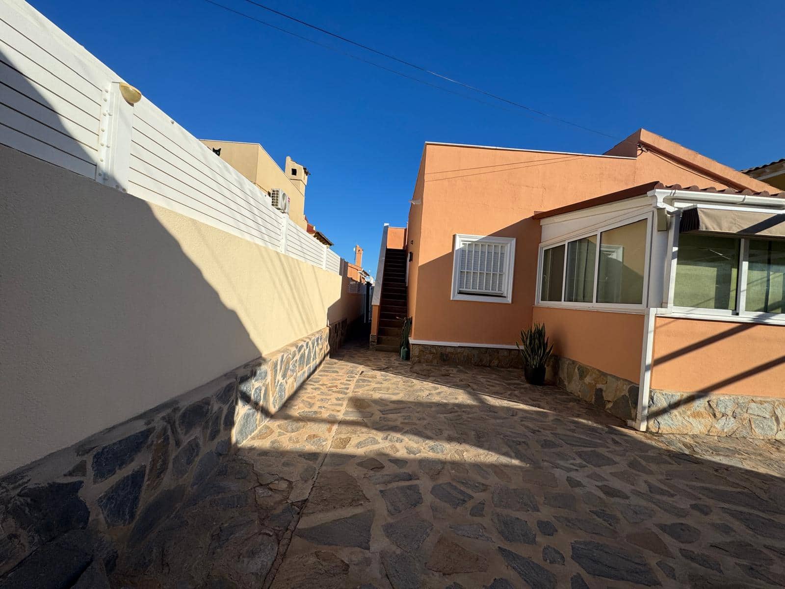 2 chambre Villa/Maison à vendre à Playa Flamenca avec piscine - 365 000 € (Ref: 10154273)