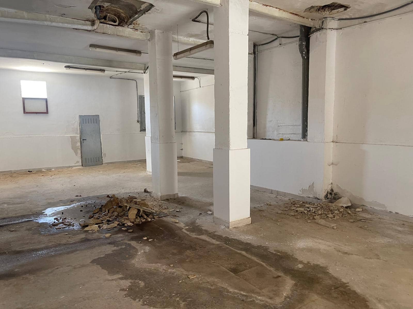Butikk til salgs i Crevillente / Crevillent - € 60 000 (Ref: 10160028)