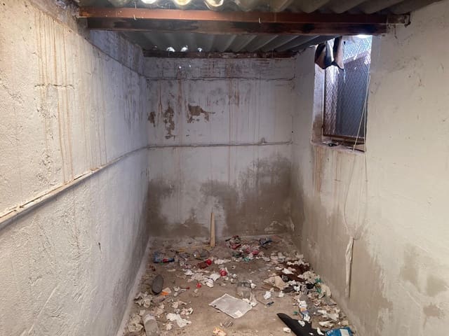 Butikk til salgs i Crevillente / Crevillent - € 60 000 (Ref: 10160028)