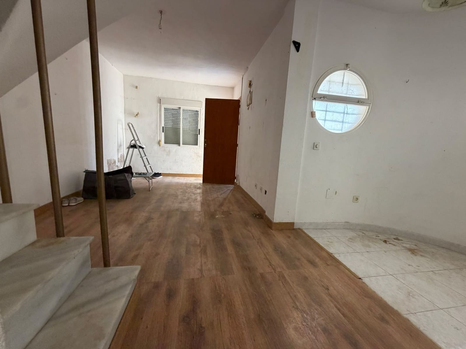 3 makuuhuone Rivitalo myytävänä paikassa Torrevieja mukana 
autotalli - 144 900 € (Ref: 10169105)