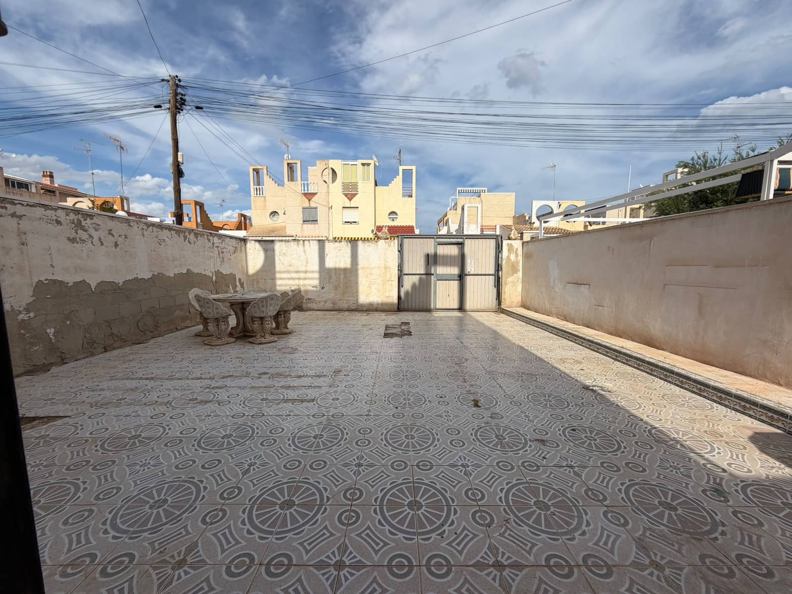 3 makuuhuone Rivitalo myytävänä paikassa Torrevieja mukana 
autotalli - 144 900 € (Ref: 10169105)