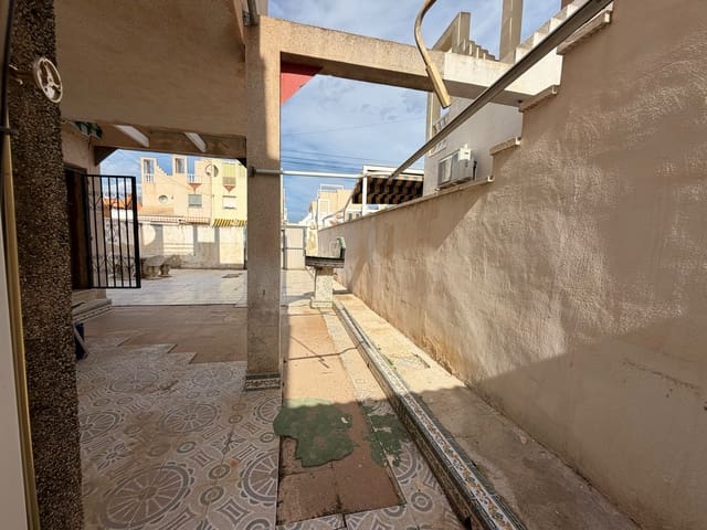 3 makuuhuone Rivitalo myytävänä paikassa Torrevieja mukana 
autotalli - 144 900 € (Ref: 10169105)