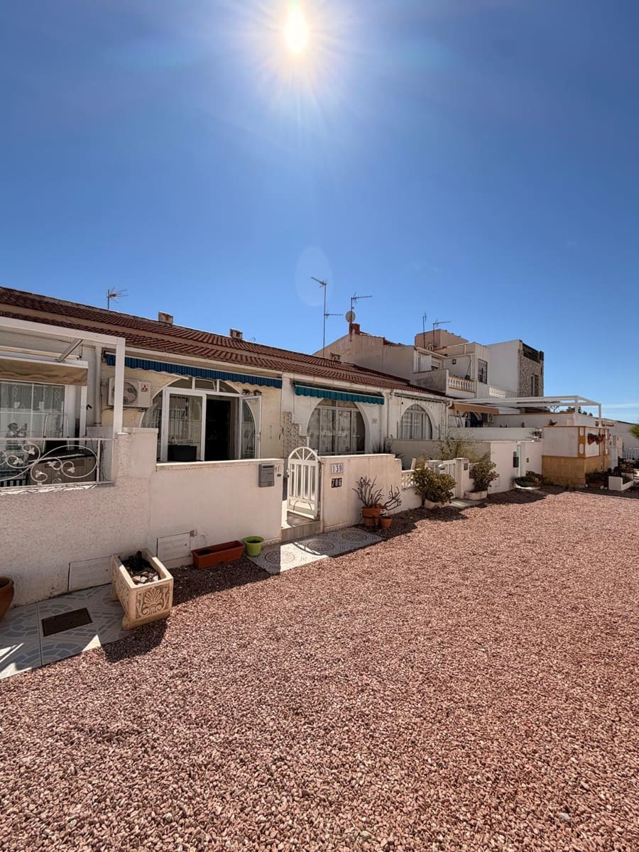 Bungalow de 1 habitación en Torrevieja en venta - 104.990 € (Ref: 10185416)