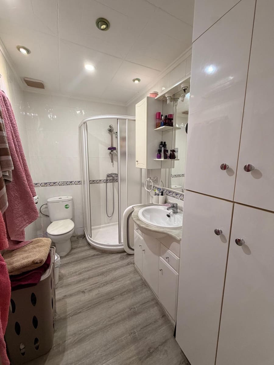 Bungalow de 2 habitaciones en Torrevieja en venta - 119.000 € (Ref: 10185422)
