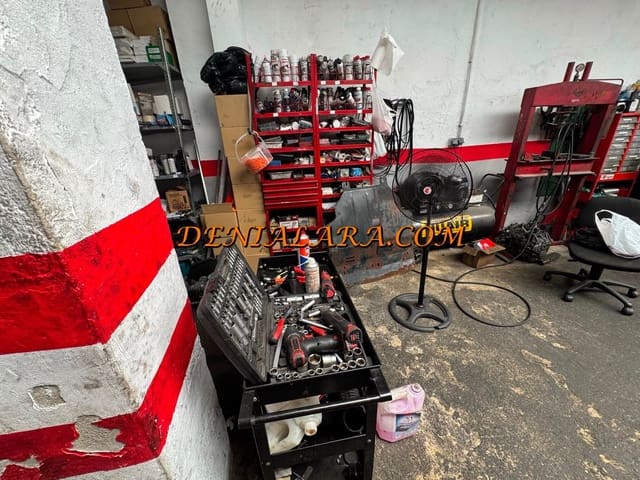 Commerciale da affittare in Dénia - 900 € (Rif: 10000097)
