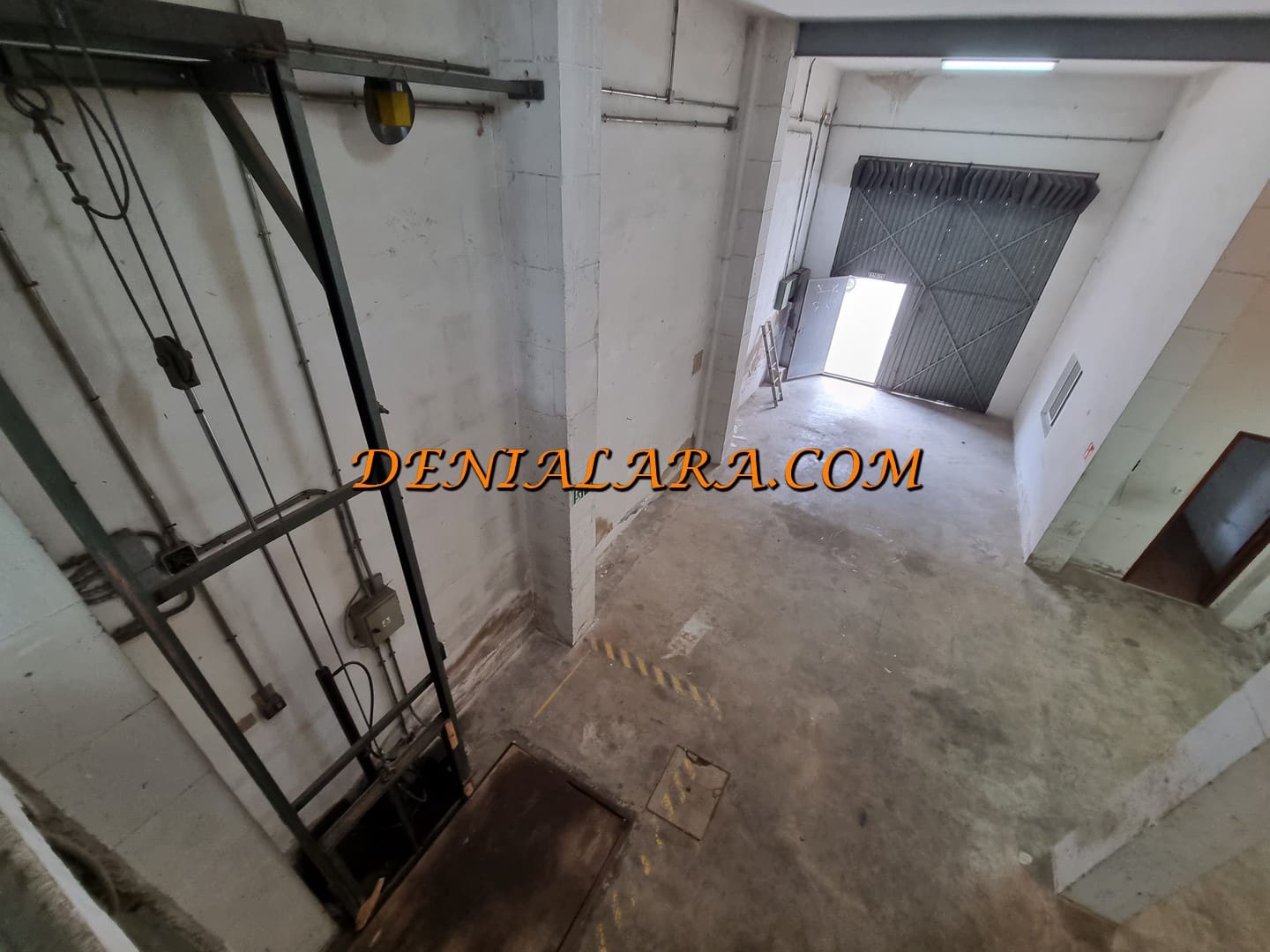 Komercyjne do wynajęcia w Pego - 900 € (Ref: 10000998)