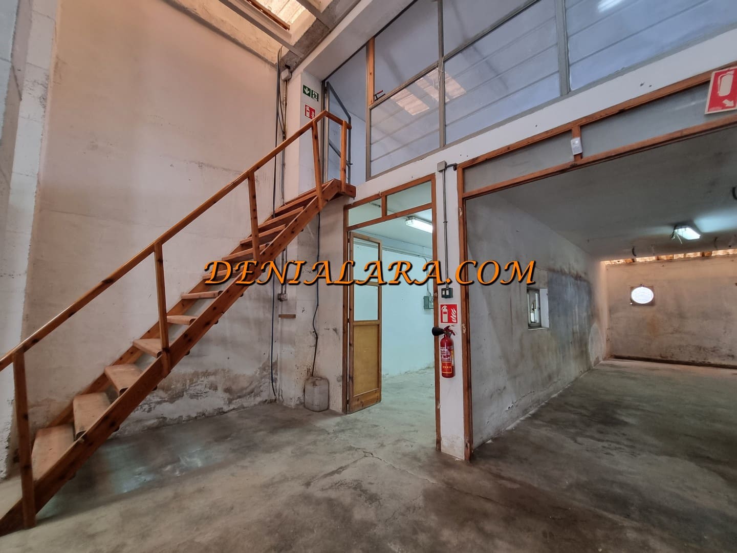 Komercyjne do wynajęcia w Pego - 900 € (Ref: 10000998)