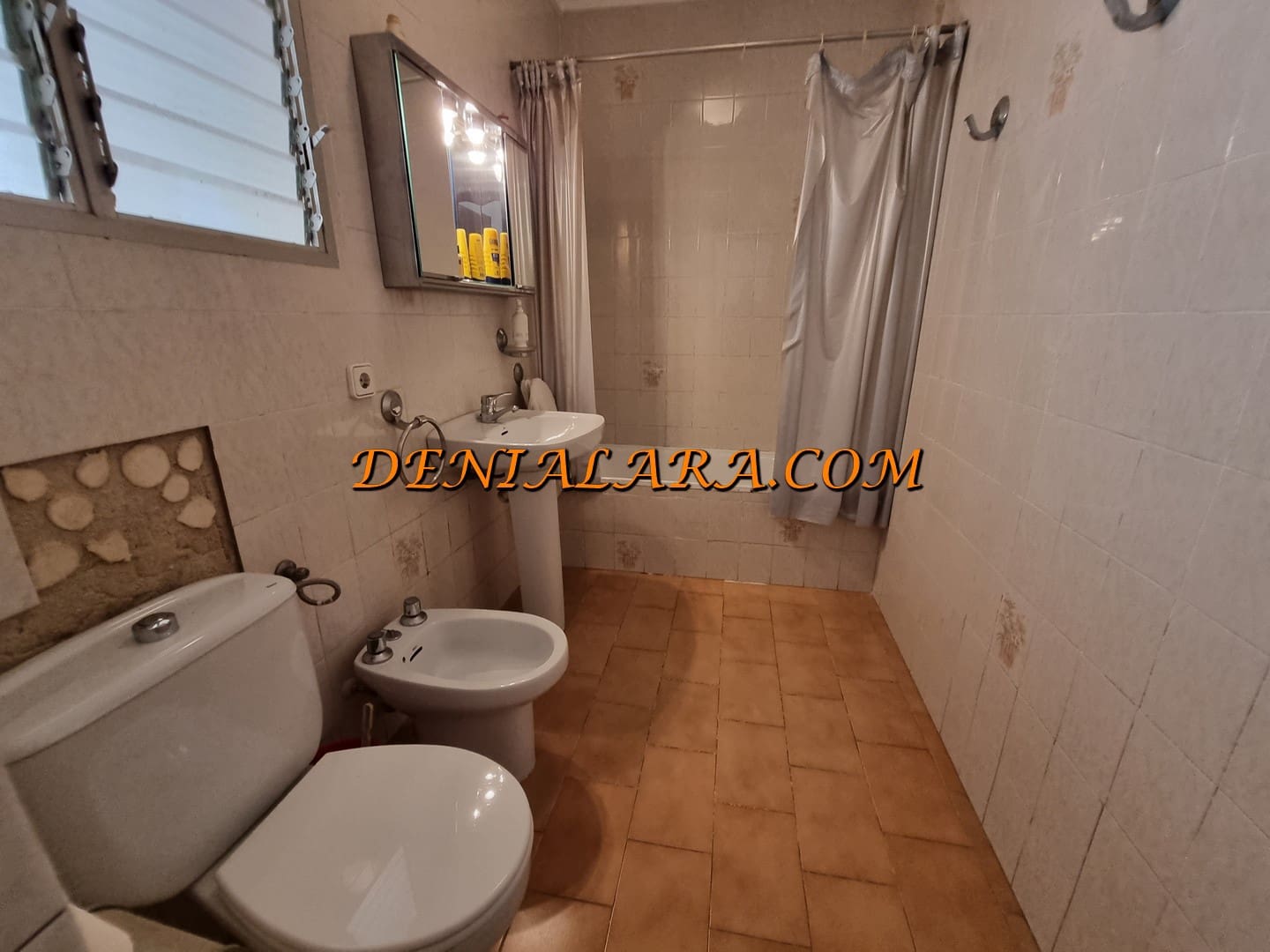 5 quarto Casa em Banda para venda em Pedreguer - 180 000 € (Ref: 10031279)