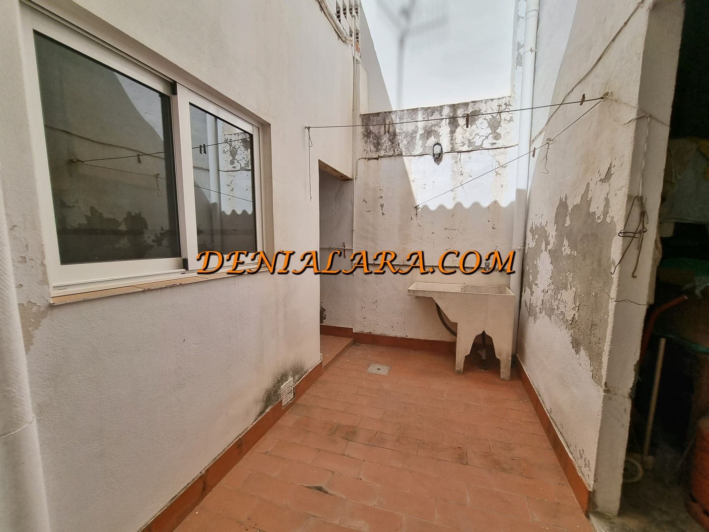 5 quarto Casa em Banda para venda em Pedreguer - 180 000 € (Ref: 10031279)